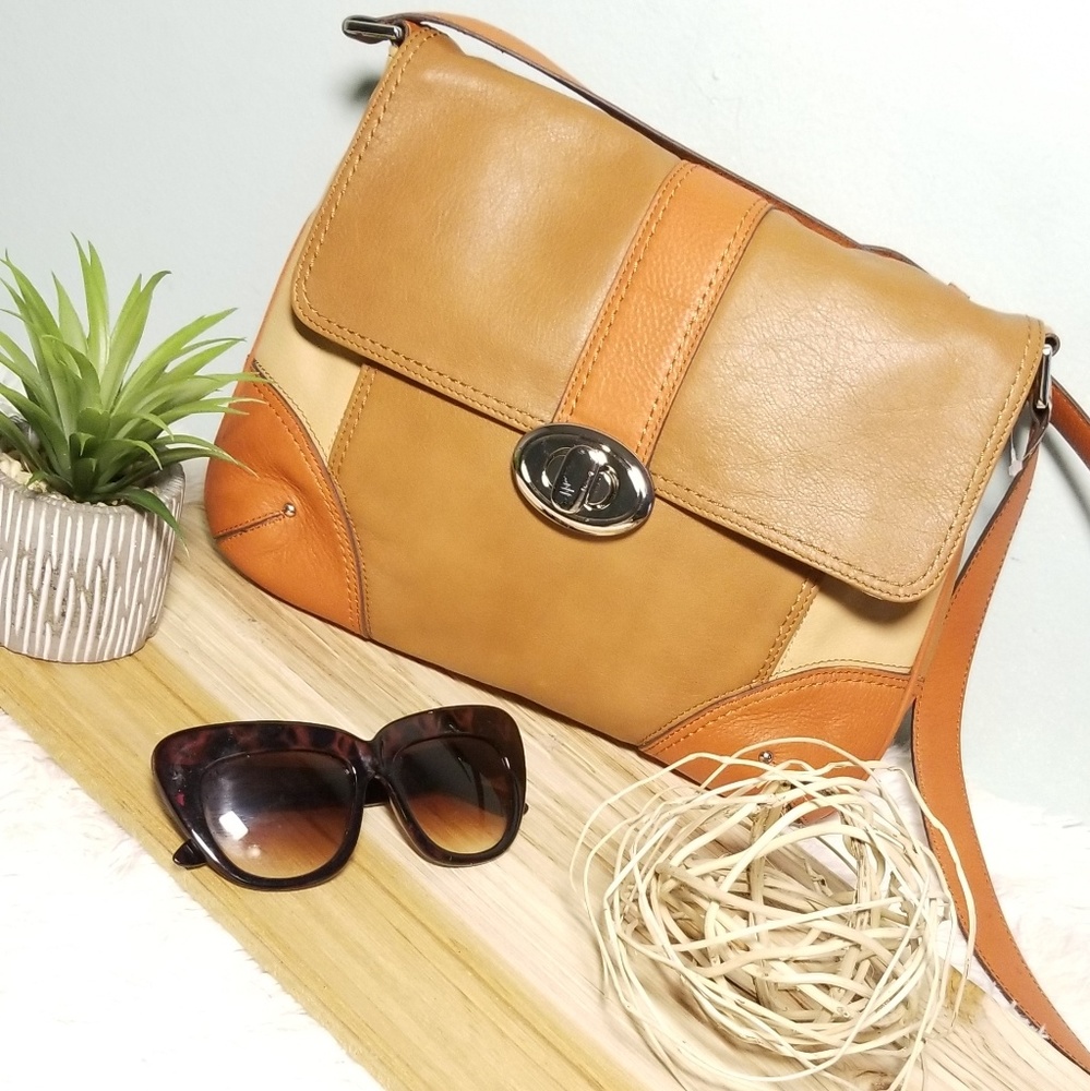 Levenger Crossbody Leather Bag